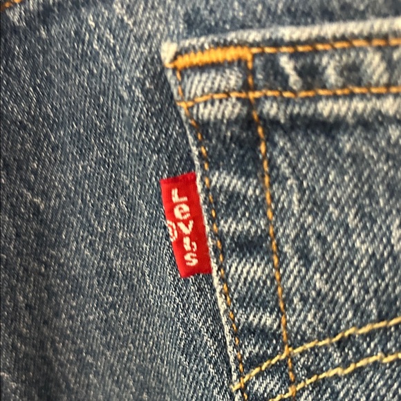Levi's Women’s  Straight Blue Jeans - Red Tag - Picture 4 of 6